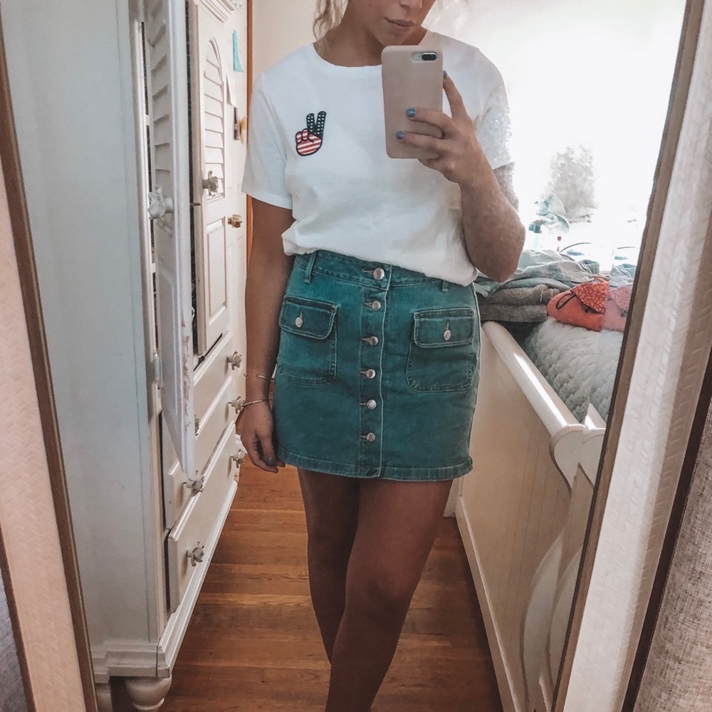 Tee shirt